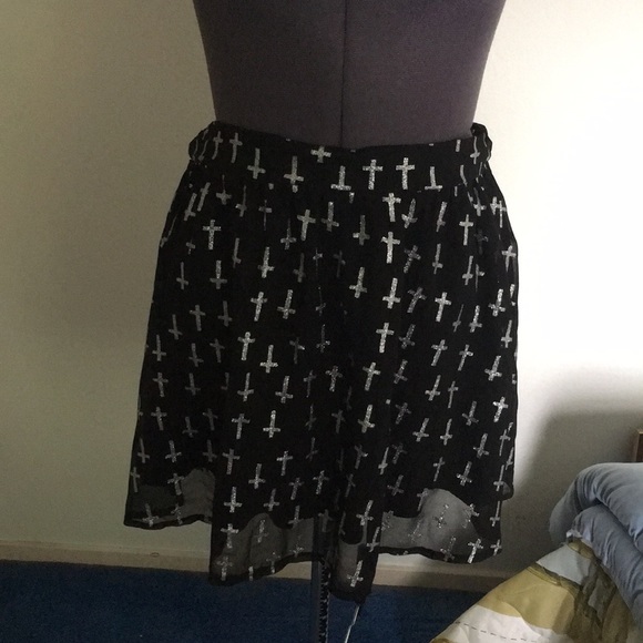 Gothic crosses skirt - Picture 2 of 2